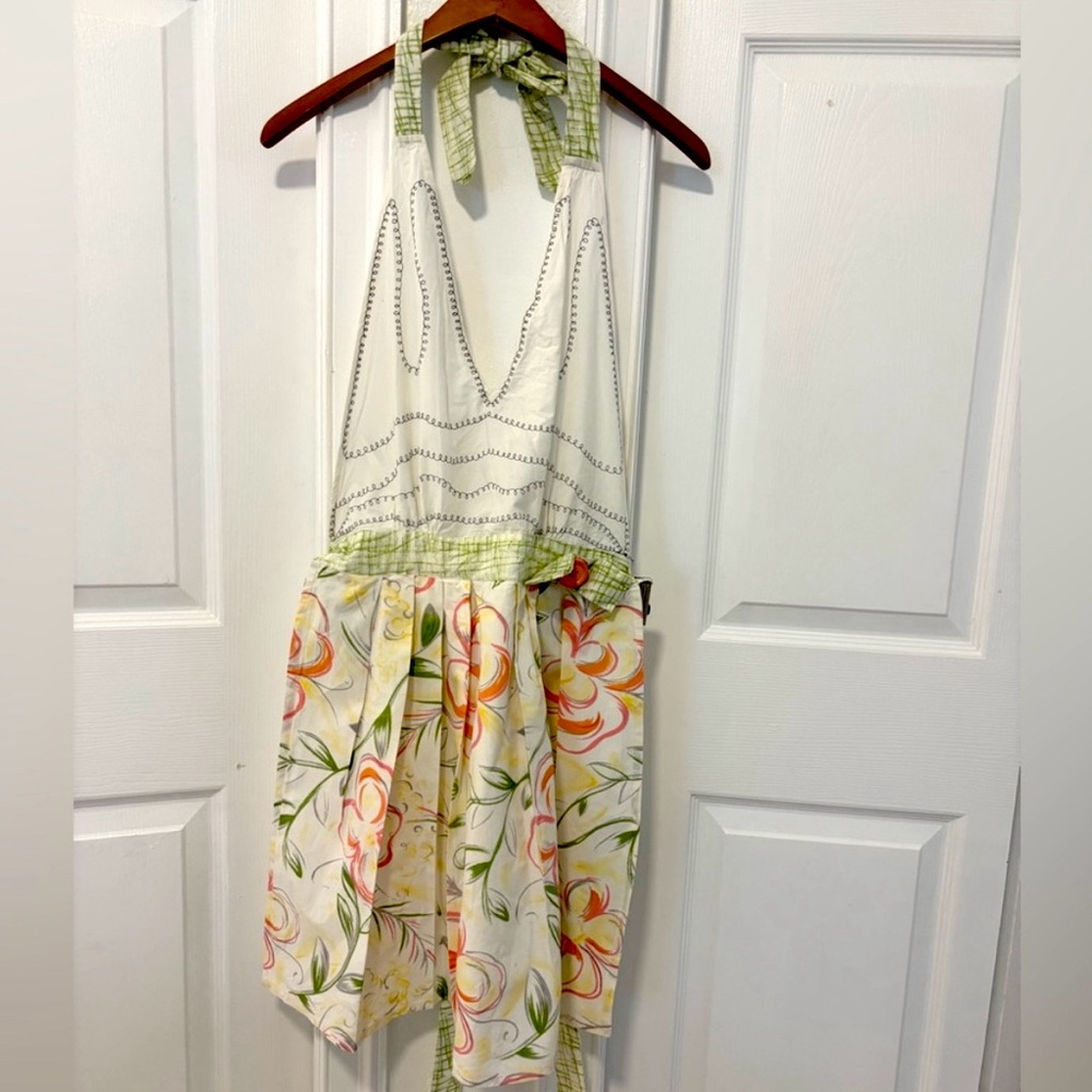 Anthropologie Kim Soles Cottagecore pink Floral Halter Apron white Green coral